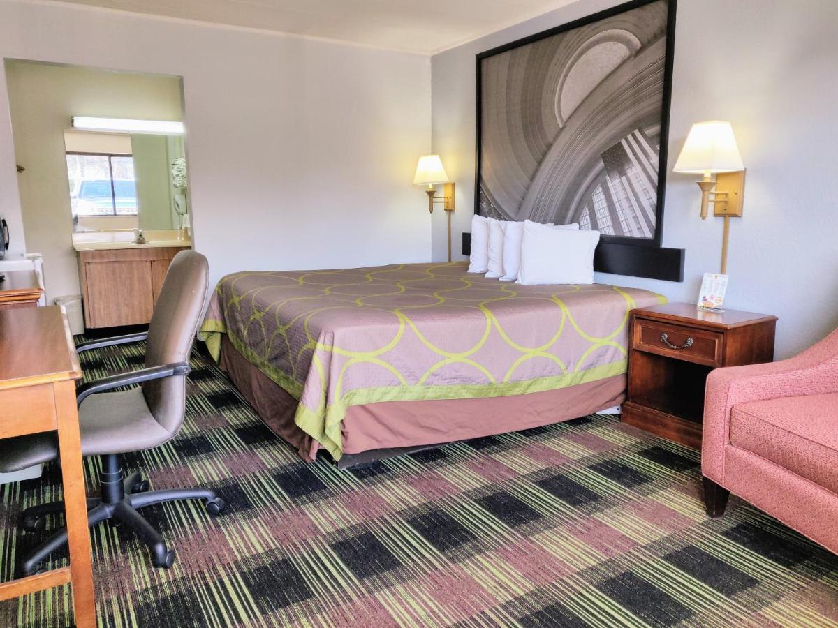 Sprucewood Inn Elyria Zewnętrze zdjęcie